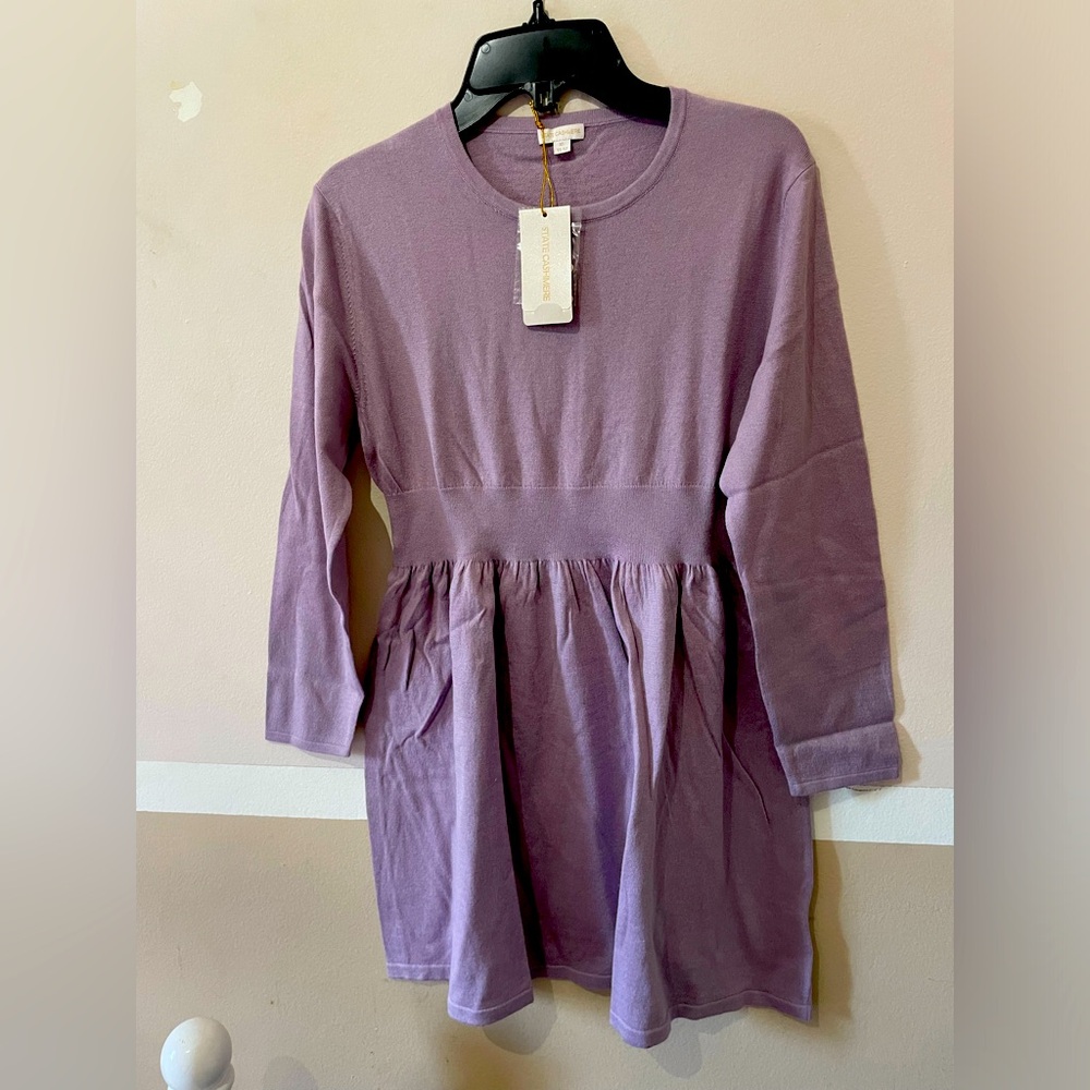 State Cashmere Comfort Fit Long Sleeve Gathered Waist. Girls size 11